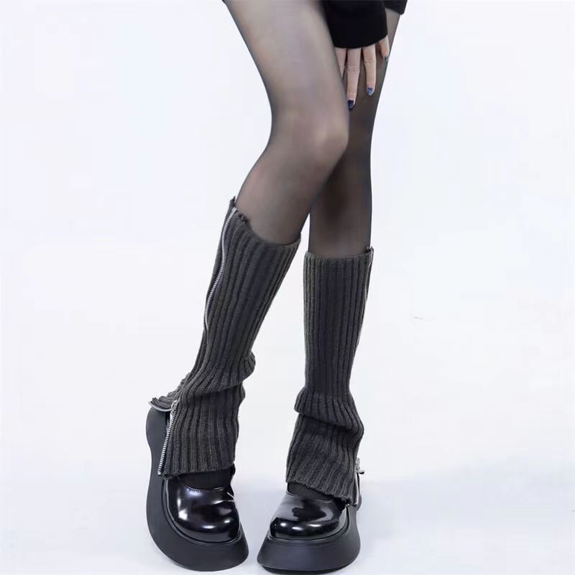Zipper-Detail Ribbed Knitted Leg Warmers | QF-109