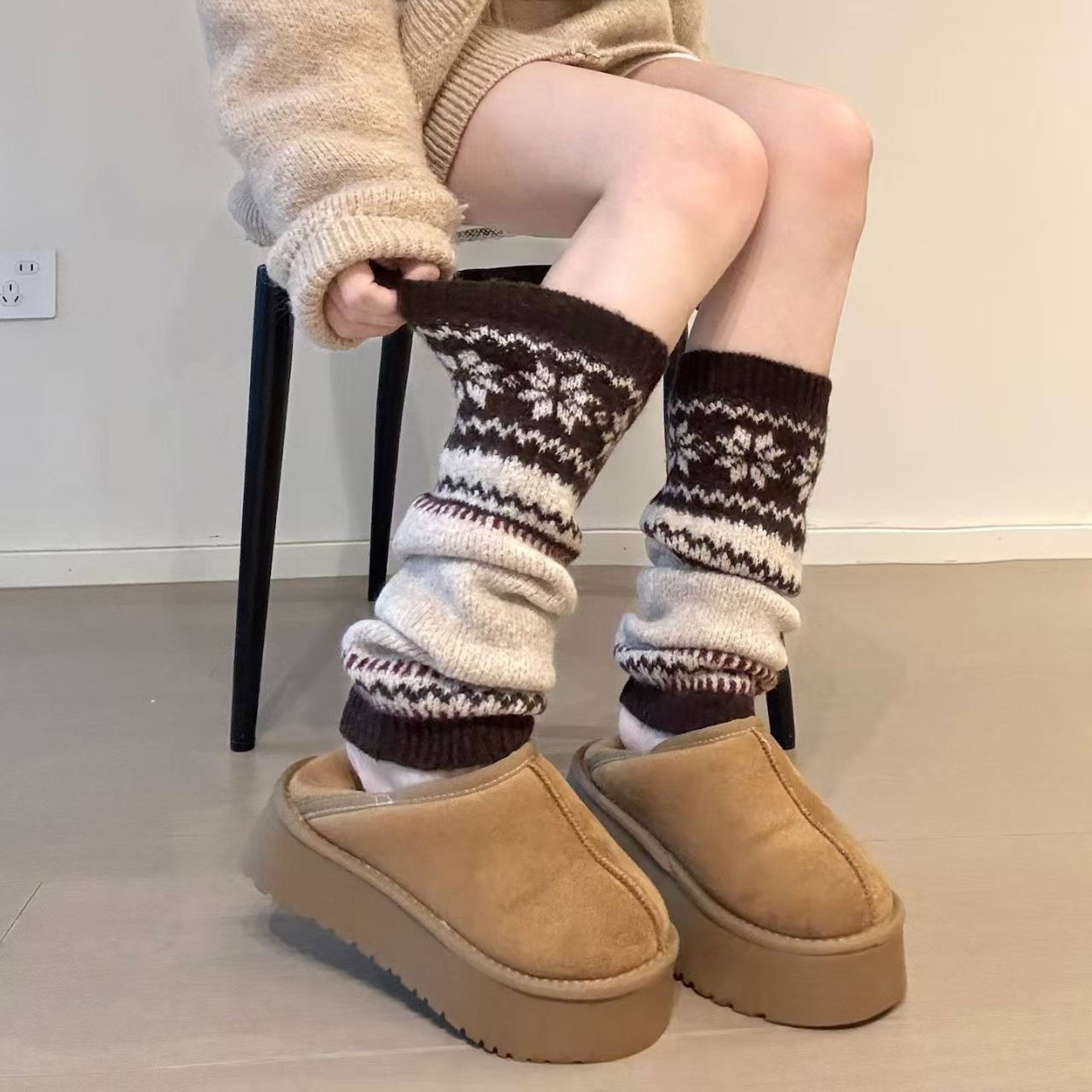 Fair Isle Snowflake Knitted Leg Warmers | QF-073