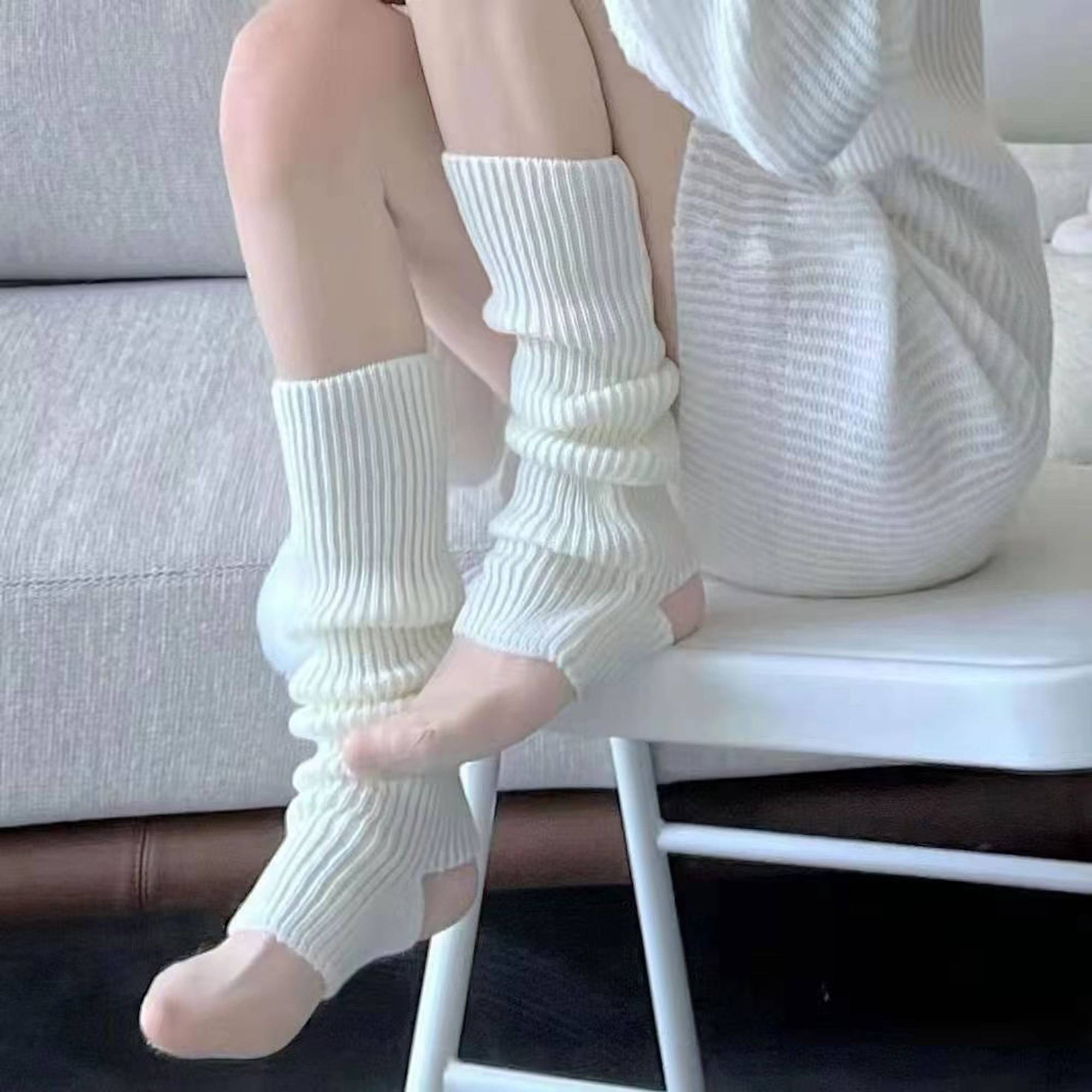 Ribbed Stirrup Knitted Leg Warmers | QF-111